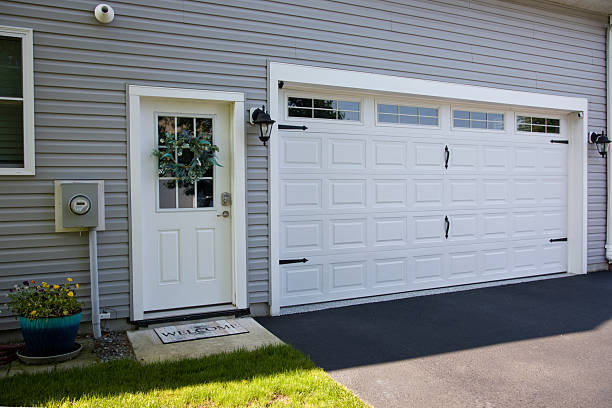 24/7 Emergency Garage Door Roller Replacement experts in Parkers Prairie, MN